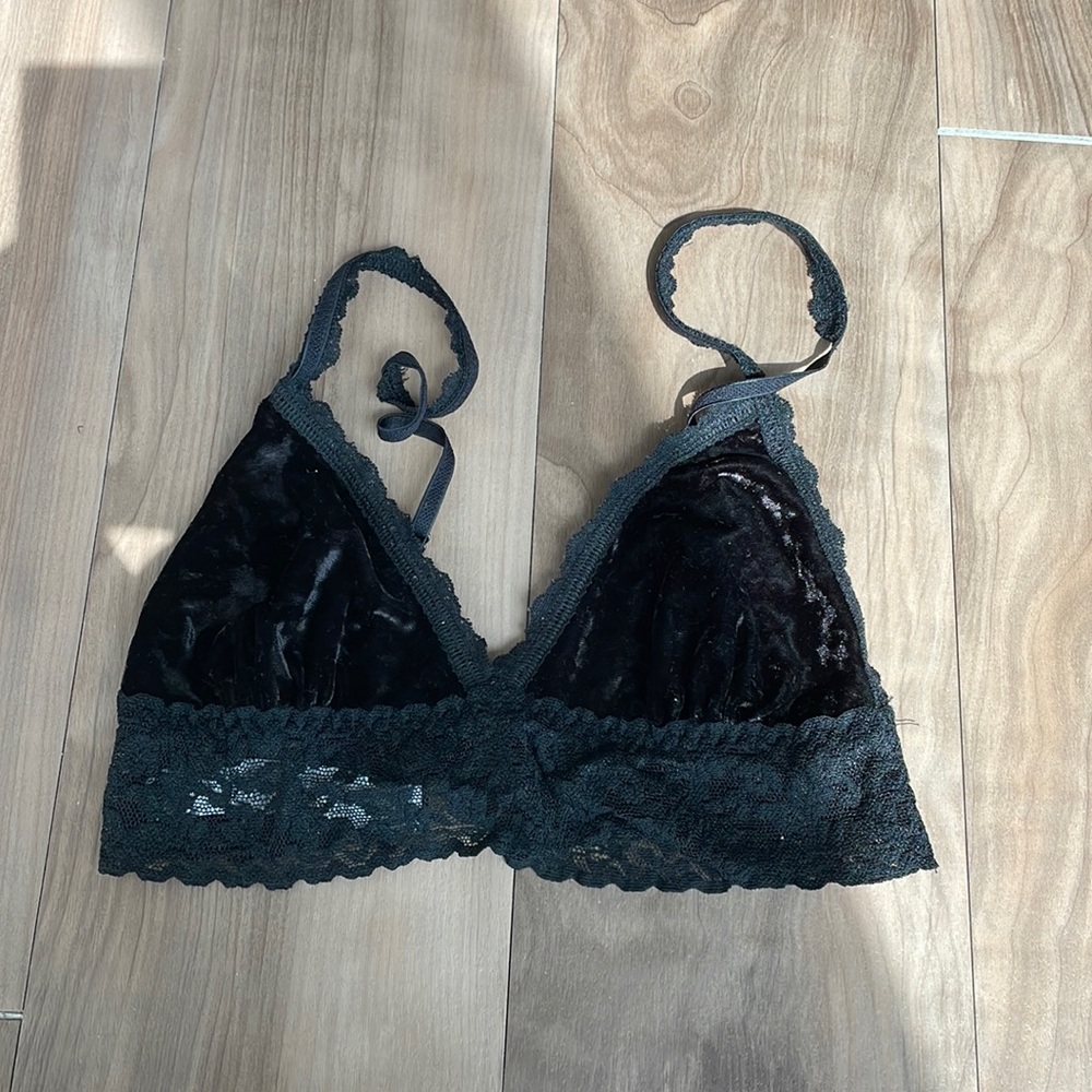 Hanky Panky Velvet Bralette